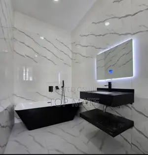 Luxury Bathtub and Carbinet (With Complete Accessories)