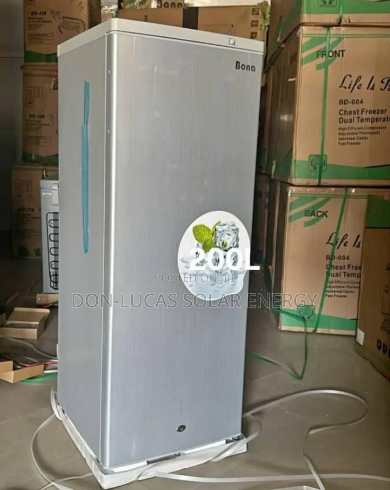 Solar Freezer 218 L