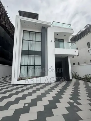 5bdrm Duplex in Lekki Phase 1 for sale
