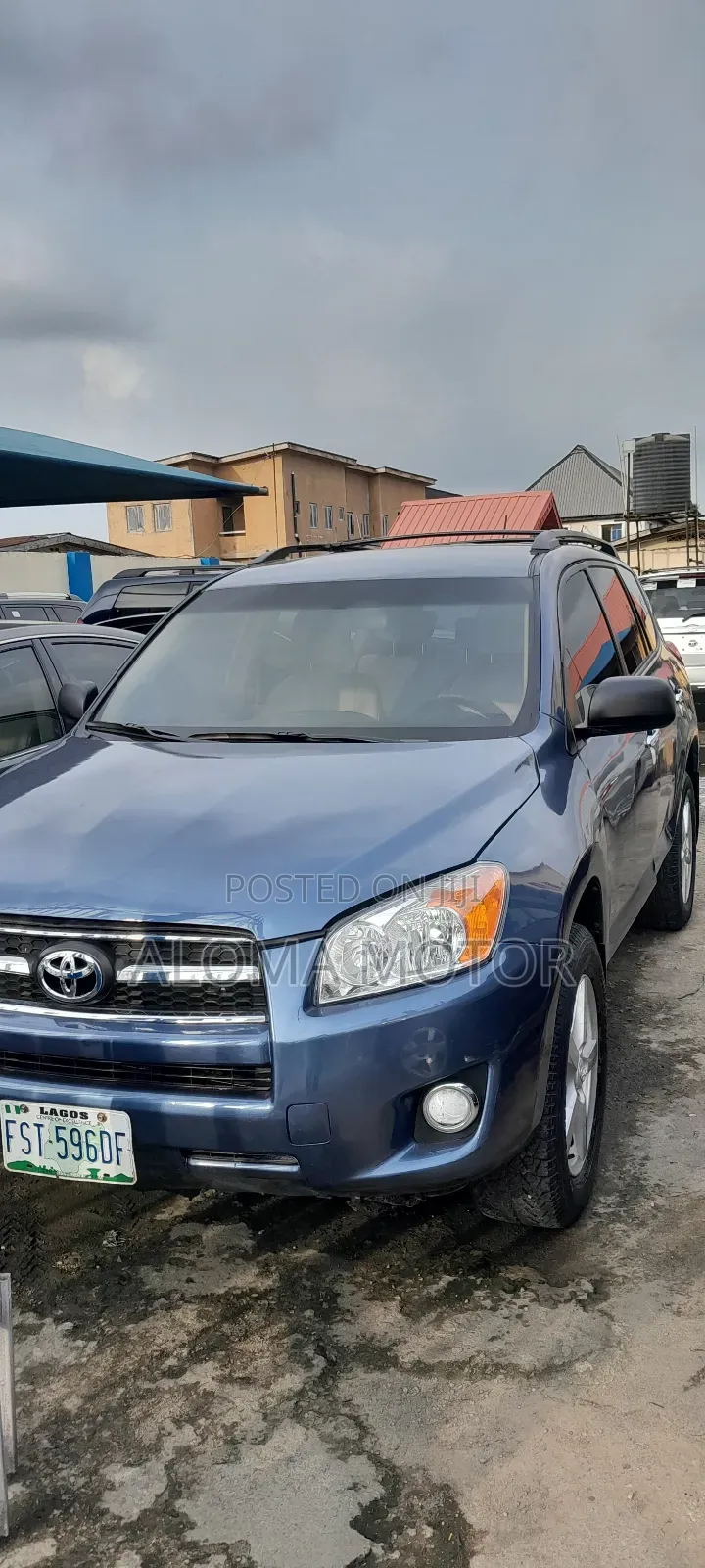 Toyota RAV4 2010 Blue