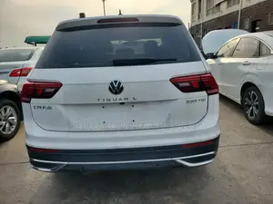 Volkswagen Tiguan S 2023 White