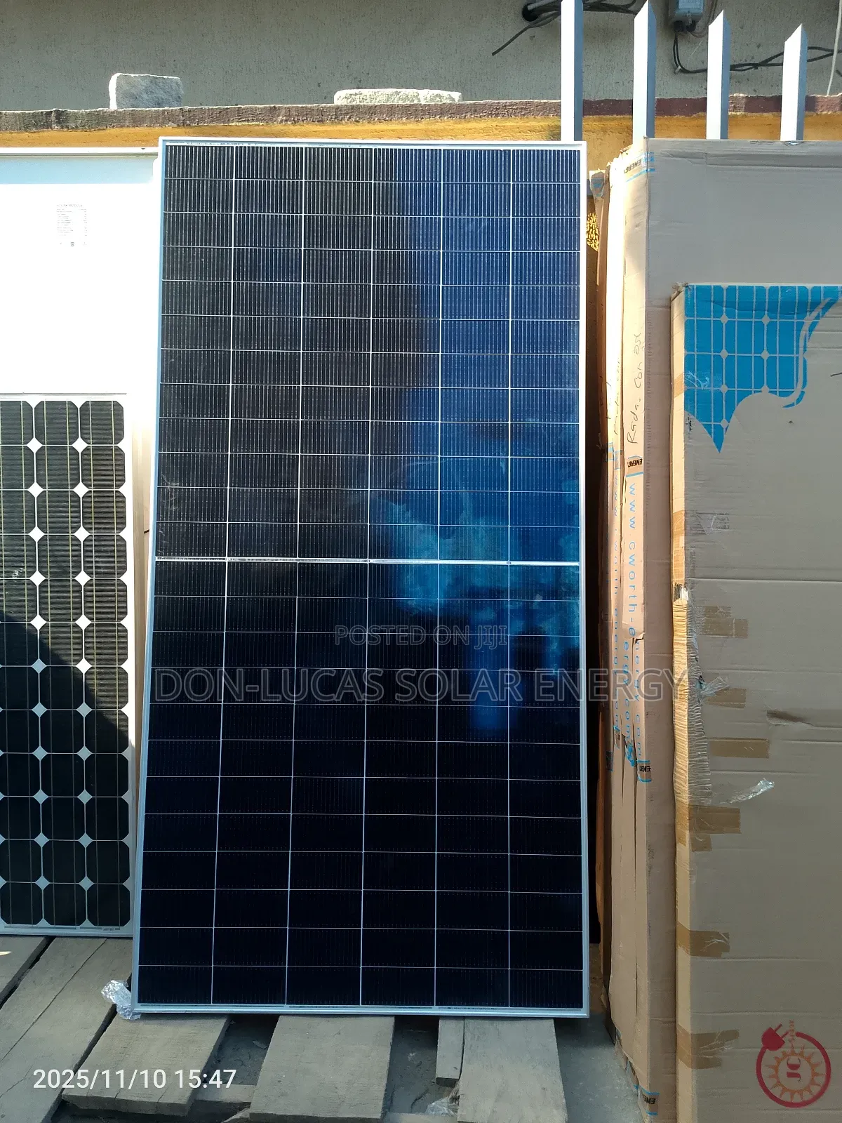 Jinko Solar Panel 695w 144cell