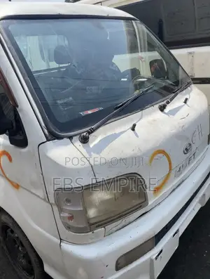 Daihatsu Hijet 2016 White