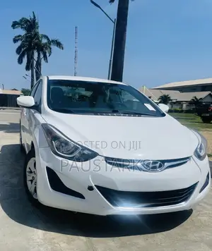 Hyundai Elantra Sport Sedan FWD (2.0L 4cyl 6A) 2016 White