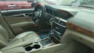 Mercedes-Benz C300 Luxury 4Matic Sedan AWD (3.5L 6cyl 7A) 2013 Blue