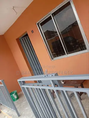 2bdrm Apartment in Ajuwon for rent