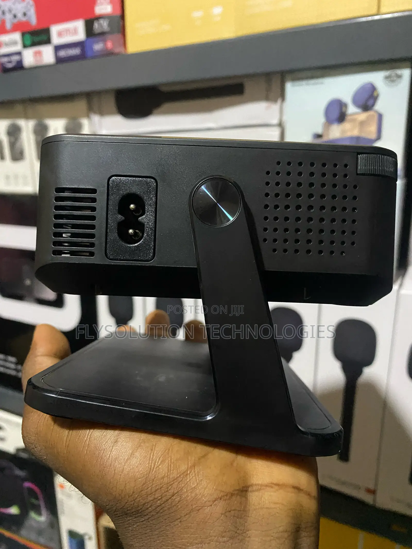 HCS Portable Mini Android Projector - Android 11