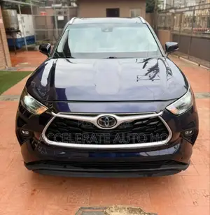 Toyota Highlander XLE 2021 Black