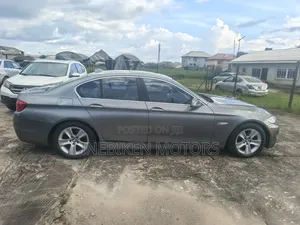 BMW 528i 2012 Blue