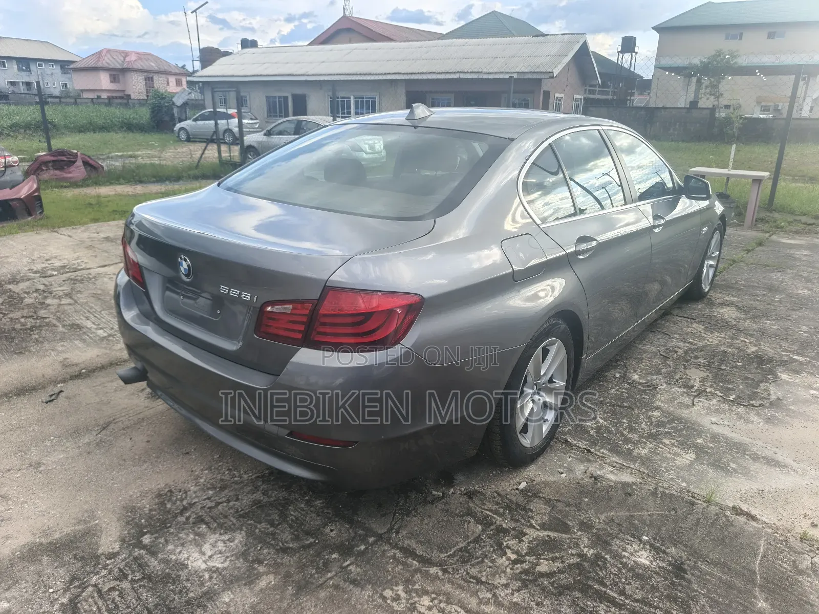 BMW 528i 2012 Blue