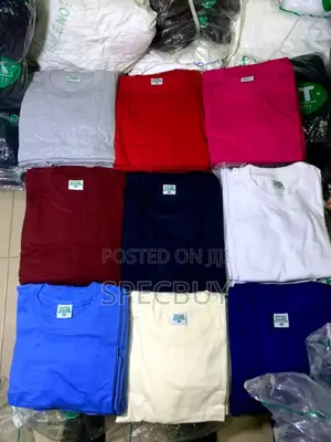 Plain T-Shirt in Many Colours
