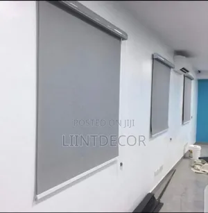 Automated Kings Roller Shade