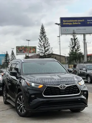 Toyota Highlander XLE 2021 Black