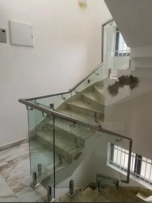 Quality Glass Handrail