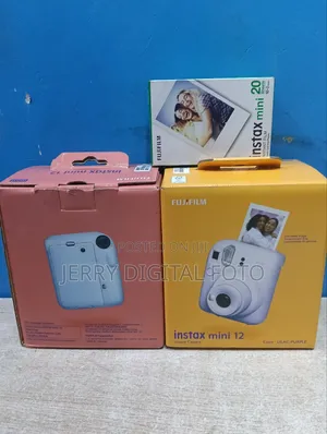 Fujifilm Instax Mini 12 With Film