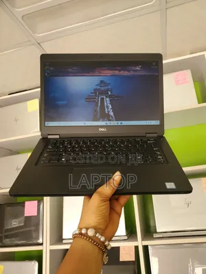 Laptop Dell Latitude 5490 8GB Intel Core i5 SSD 256GB