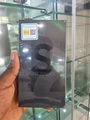 New Samsung Galaxy S22 5G 128 GB Green