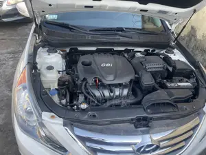 Hyundai Sonata GLS 4dr Sedan (2.4L 4cyl 6A) 2014 White