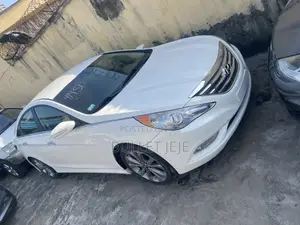 Hyundai Sonata GLS 4dr Sedan (2.4L 4cyl 6A) 2014 White
