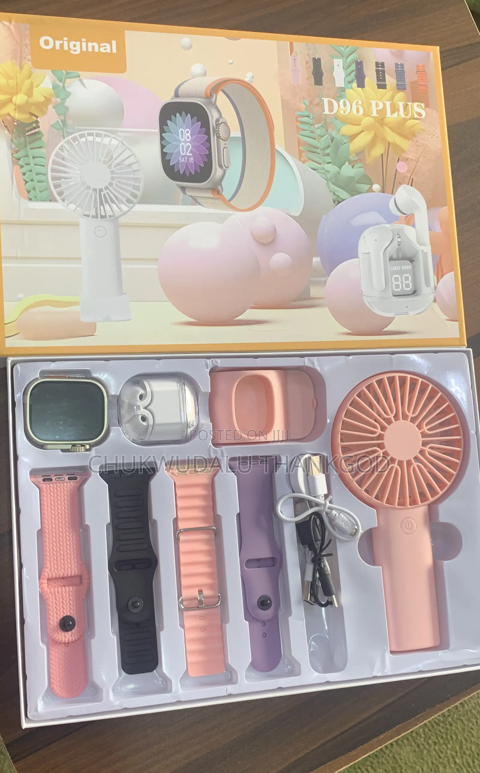 D96 Plus Smartwatch With Unique Combination
