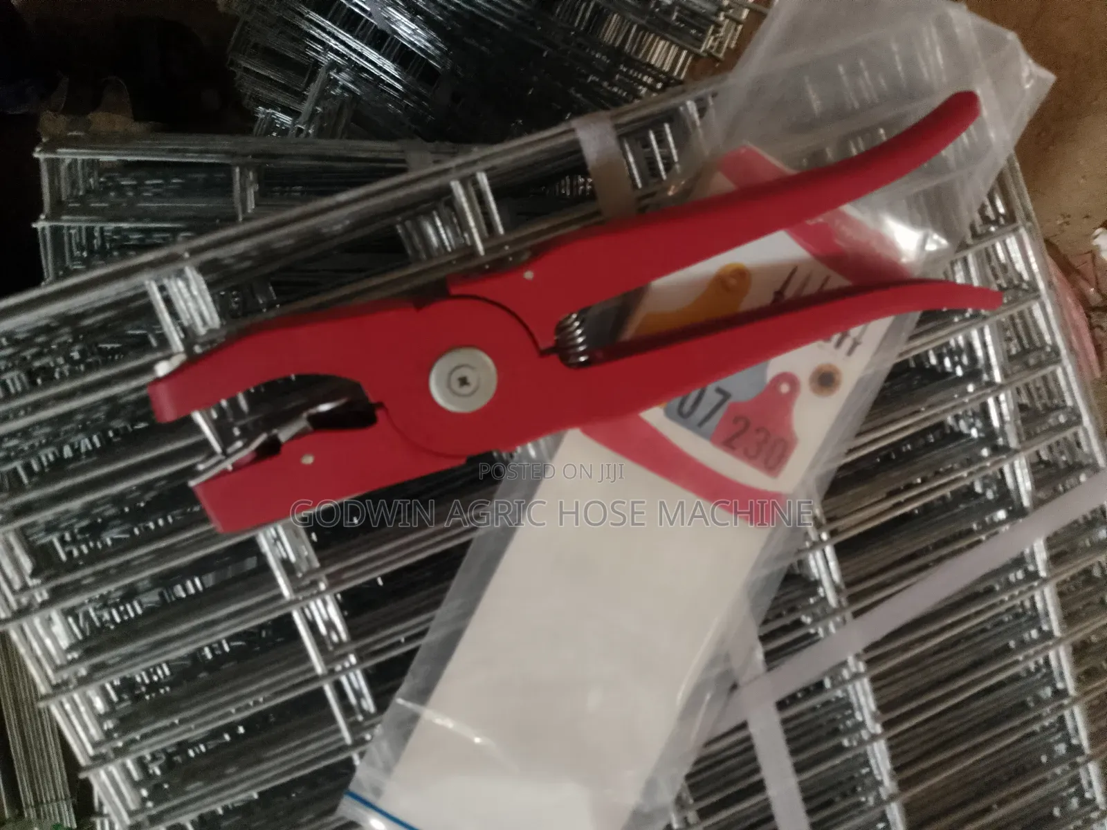 Animal Ear Tag Applicator