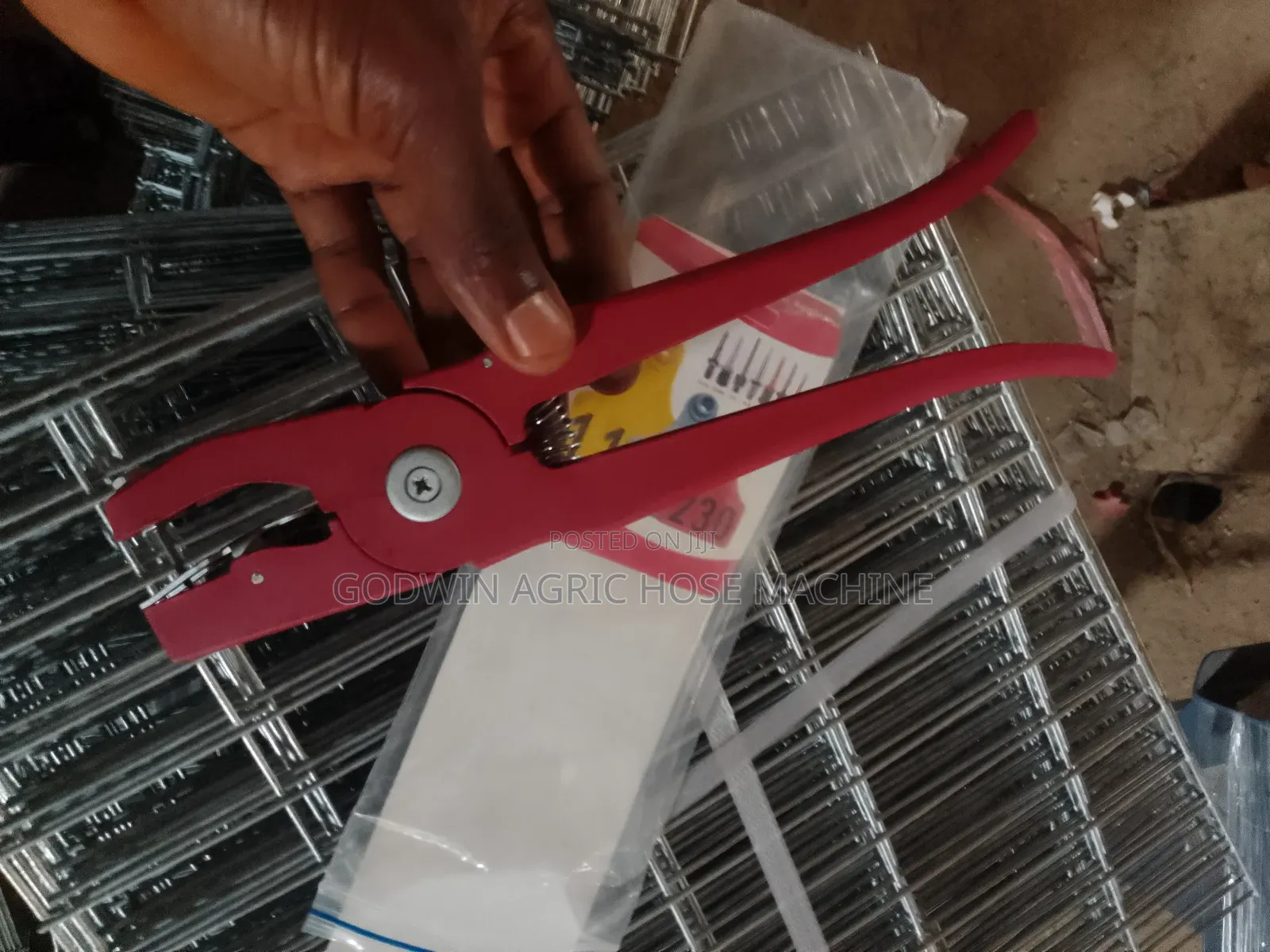 Animal Ear Tag Applicator