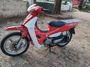 Hyosung 2022 Orange