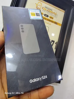 New Samsung Galaxy S24 256 GB Green