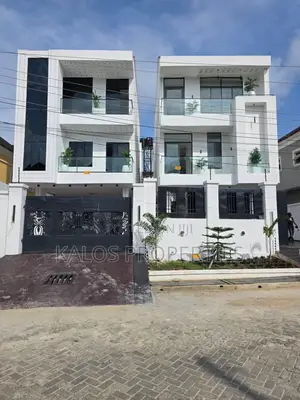 5bdrm Duplex in Chevron Drive Lekki for sale