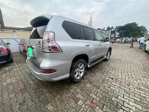 Lexus GX 2015 Silver