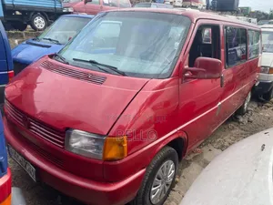 Volkswagen Transporter 2004 Red