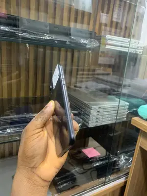 Apple iPhone XR 128 GB Black
