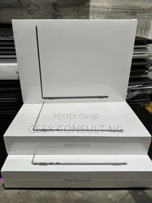 New Laptop Apple MacBook Air 2023 M2 16GB Apple M2 SSD 1T