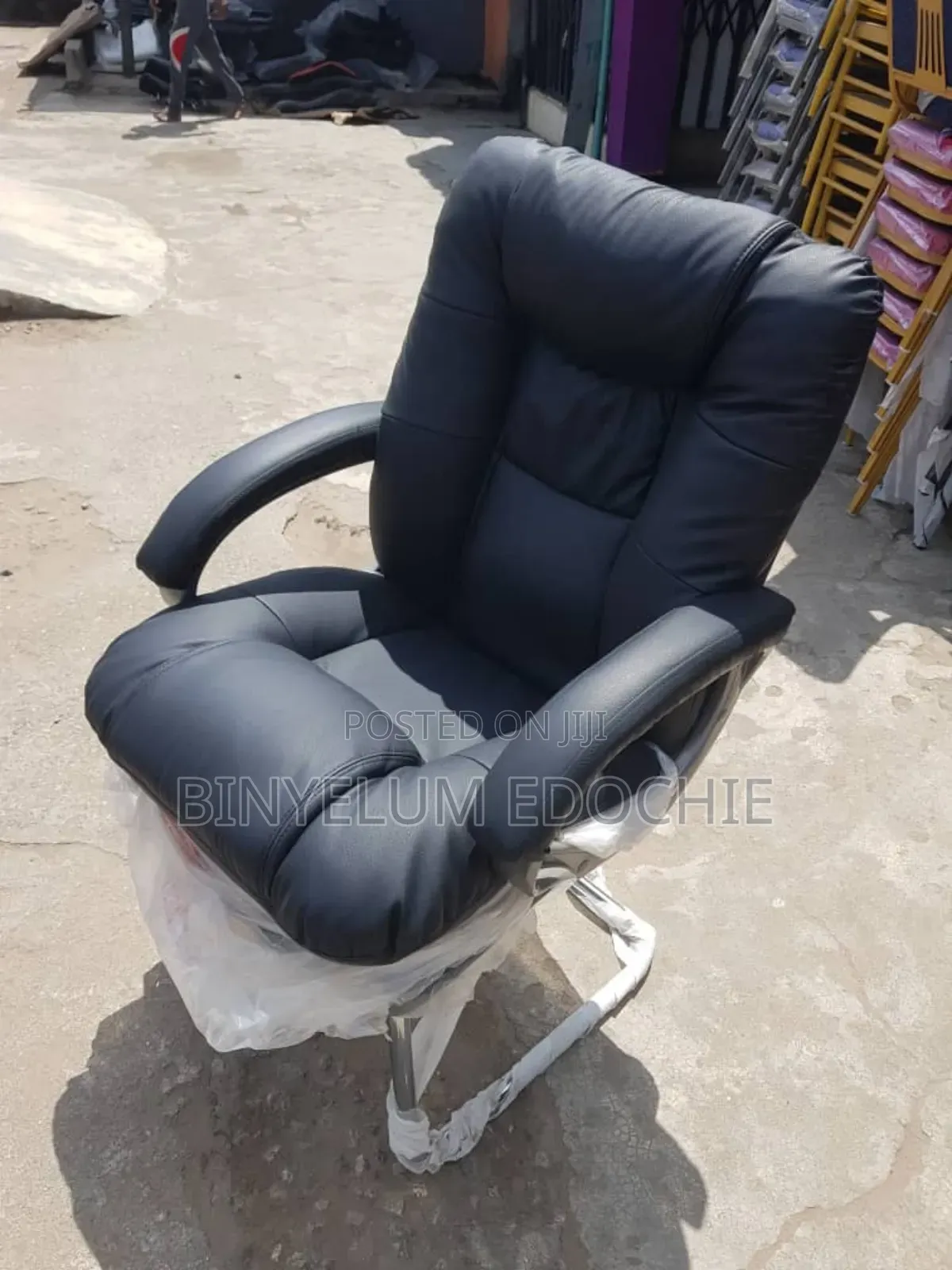 Executive Office Visitor's Chair.