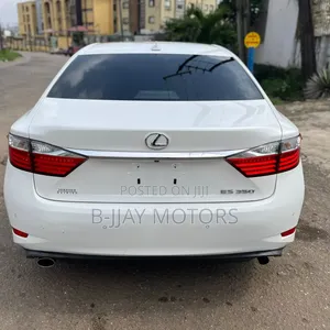Lexus ES 350 FWD 2014 White