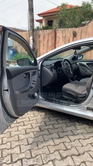 Hyundai Elantra GLS Automatic 2012 Silver