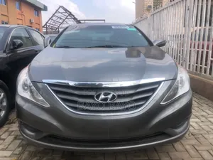 Hyundai Sonata GLS Sedan FWD (2.4L 4cyl 5A) 2010 Gray