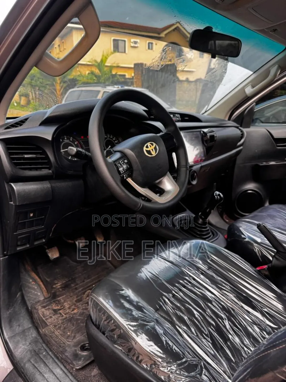 Toyota Hilux SR5 4x4 2017 Gray