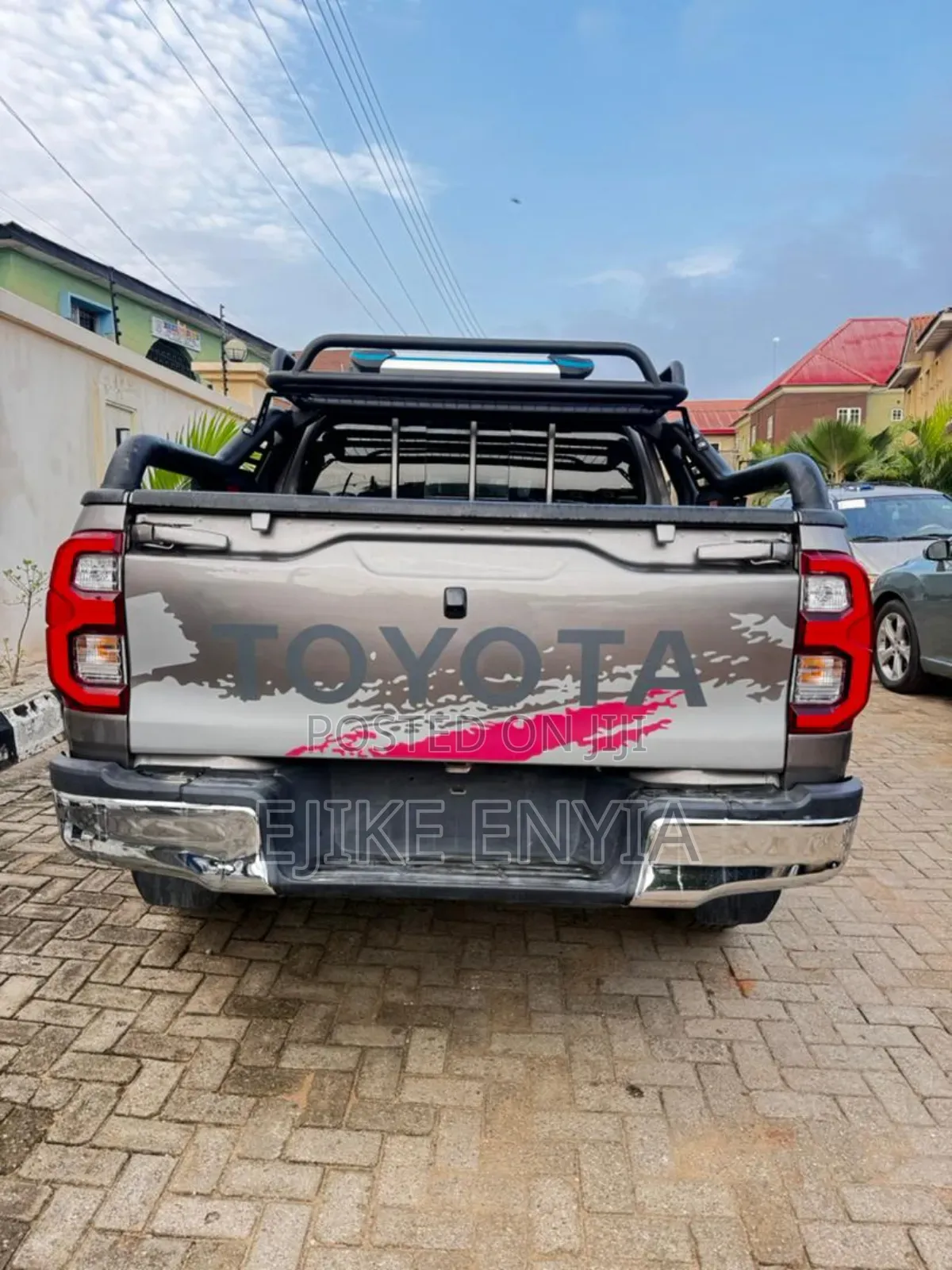 Toyota Hilux SR5 4x4 2017 Gray