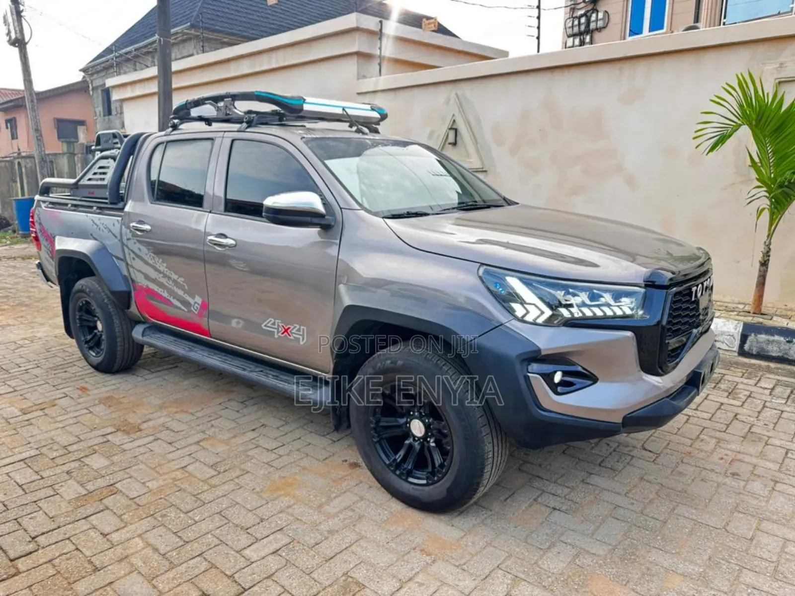 Toyota Hilux SR5 4x4 2017 Gray