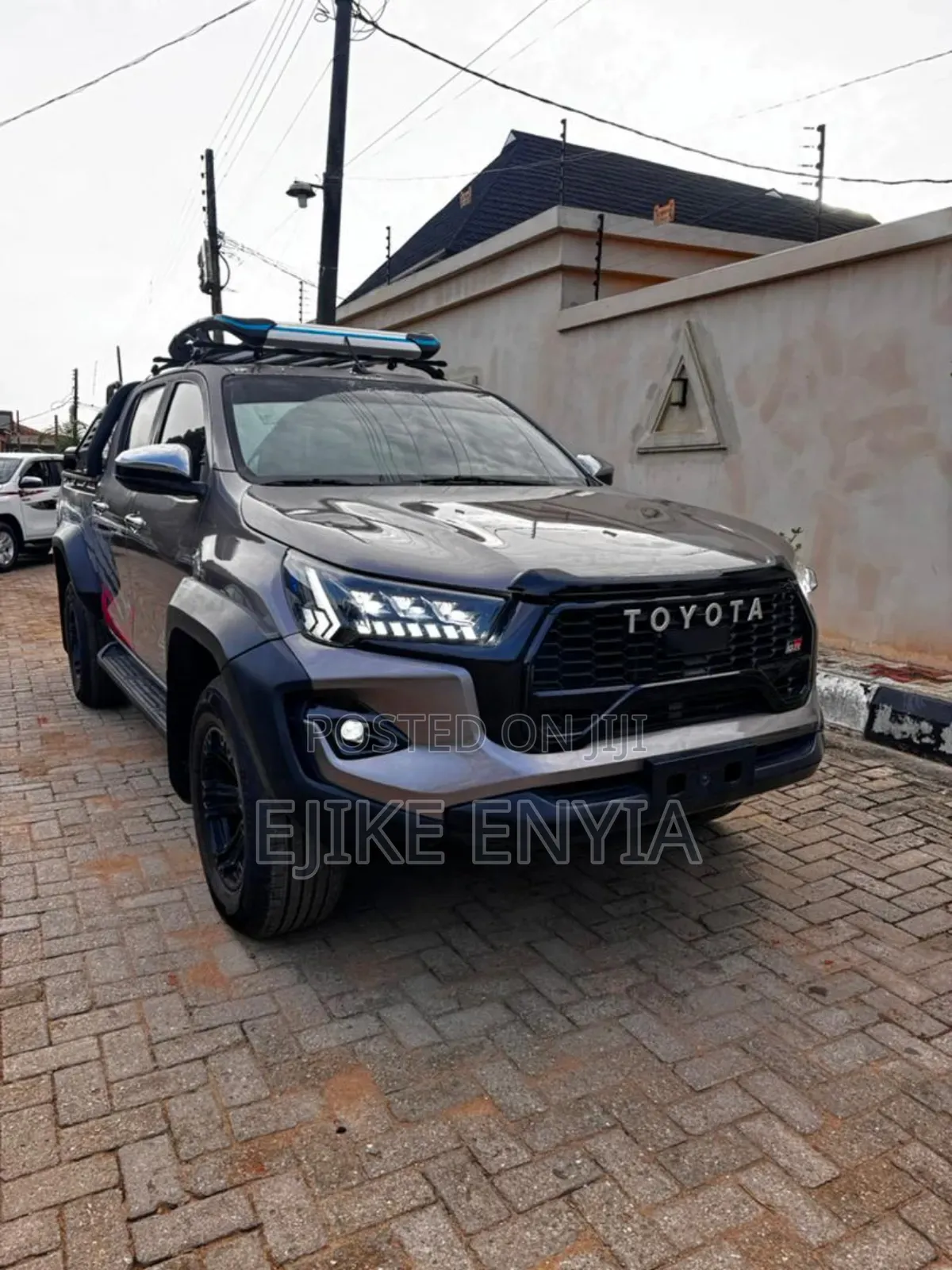Toyota Hilux SR5 4x4 2017 Gray
