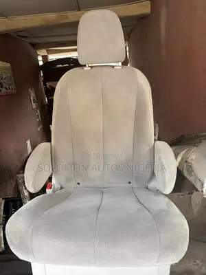 Driver Side Center Seinna 2012 Model