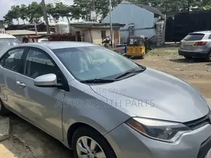 Toyota Corolla S 4dr Sedan (1.8L 4cyl CVT) 2016 Silver