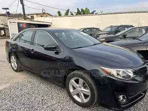 Toyota Camry 2012 Gray