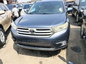 Toyota Highlander Limited 2012 Blue