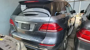 Mercedes-Benz GLE-Class 2016 Gray
