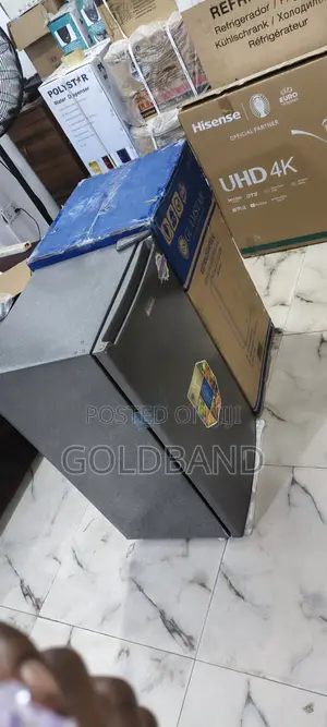 Glamstar 90l Silent-Operation Top Freezer Fridge