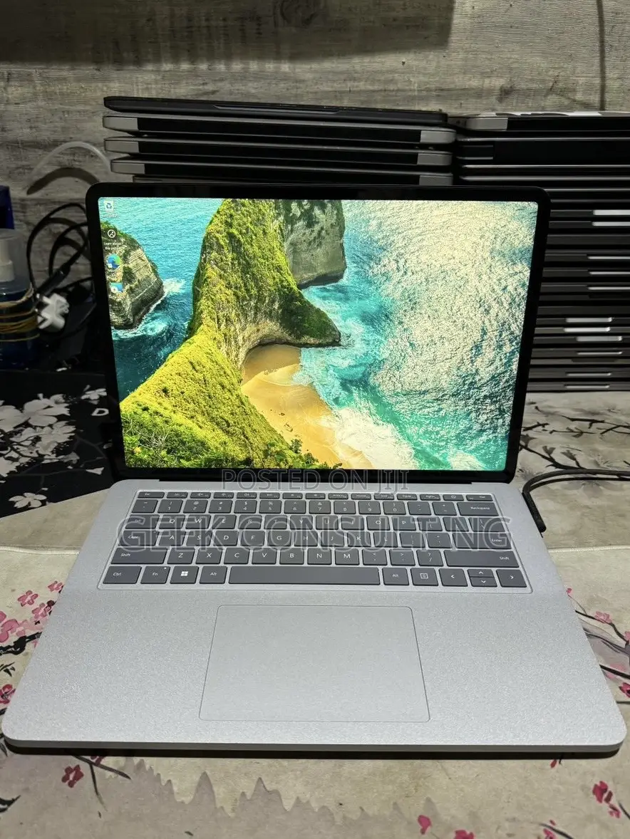 Laptop Microsoft Surface Laptop Studio 32GB Intel Core i7 SSD 1T