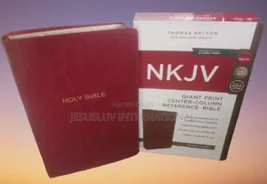 Holy Bible NKJV Giant Print Center-Column Reference,Brown Leather