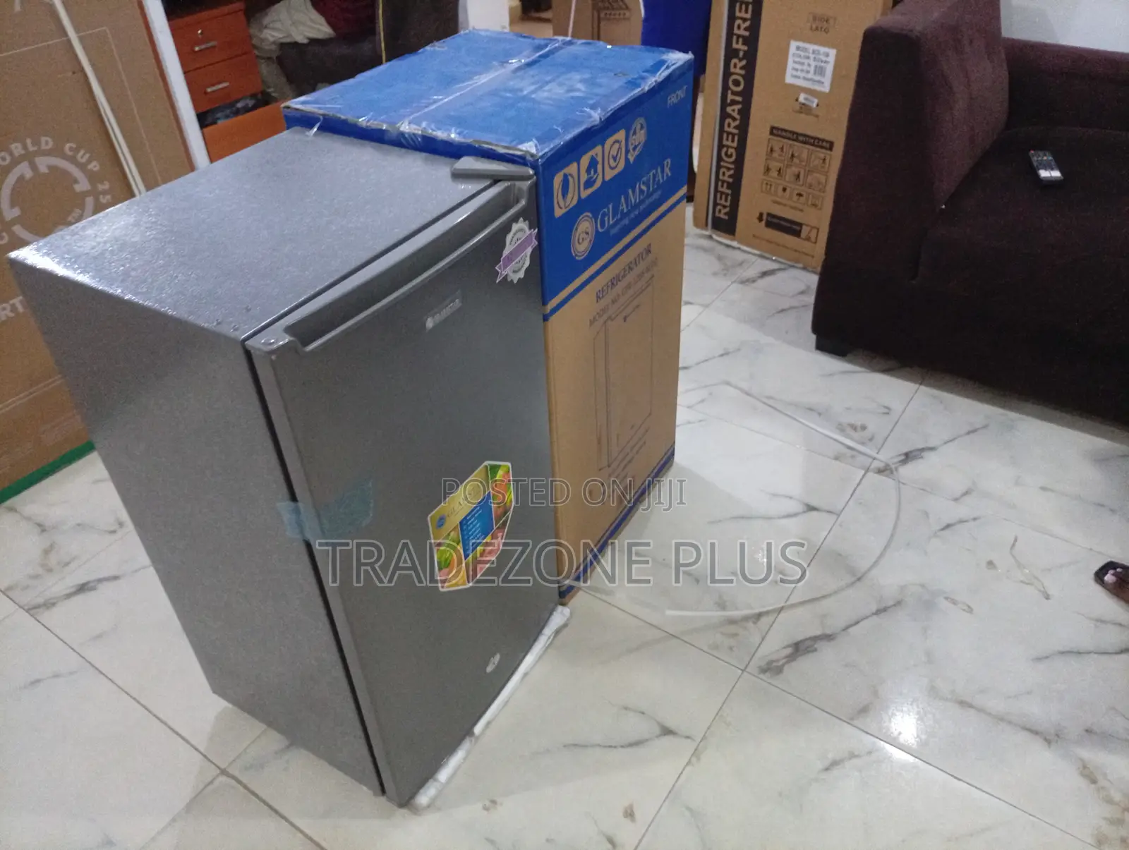 Glamstar 90l Premium Kitchen Mini Fridge